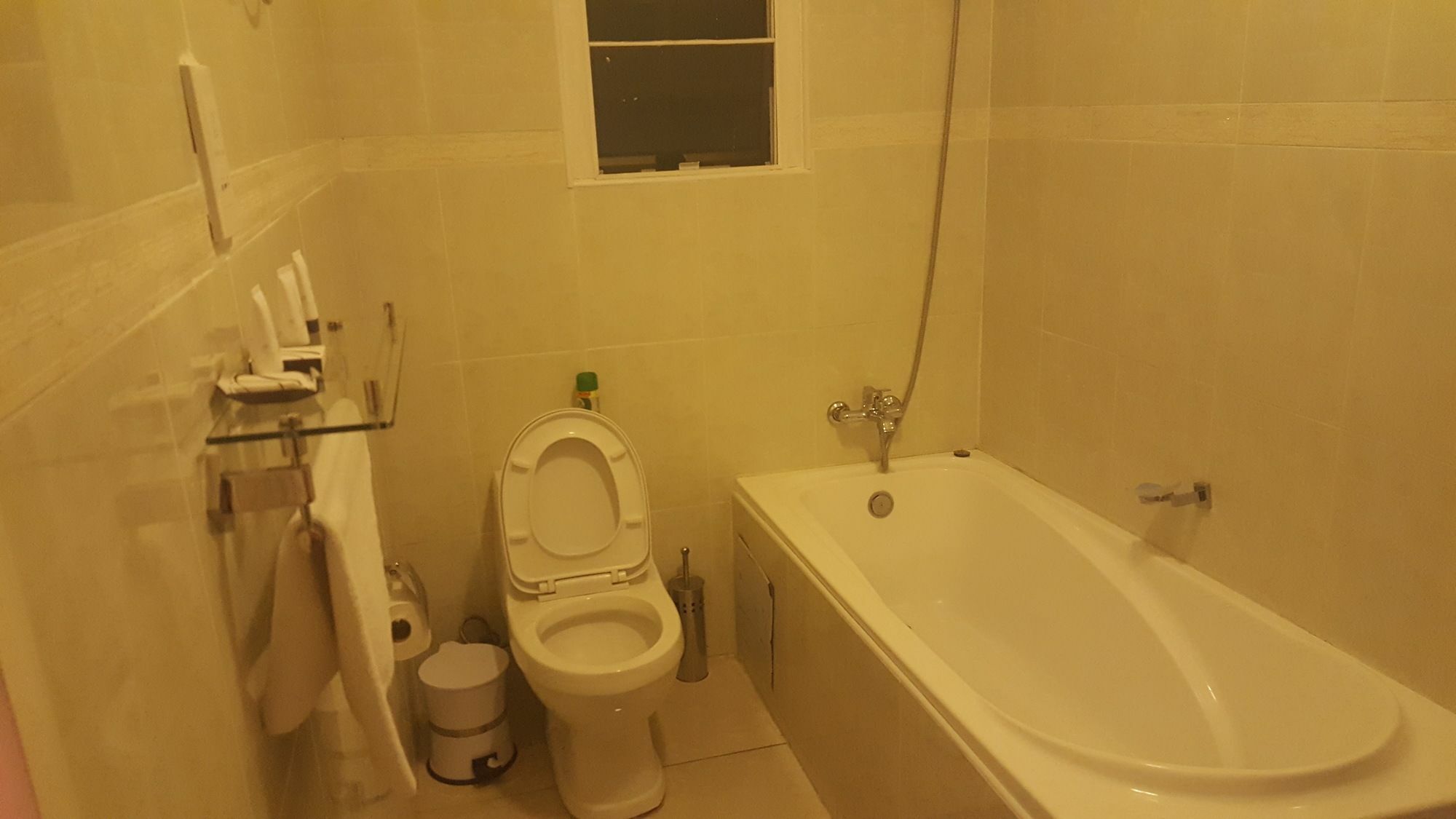 Mathlyn Guest House Francistown Extérieur photo