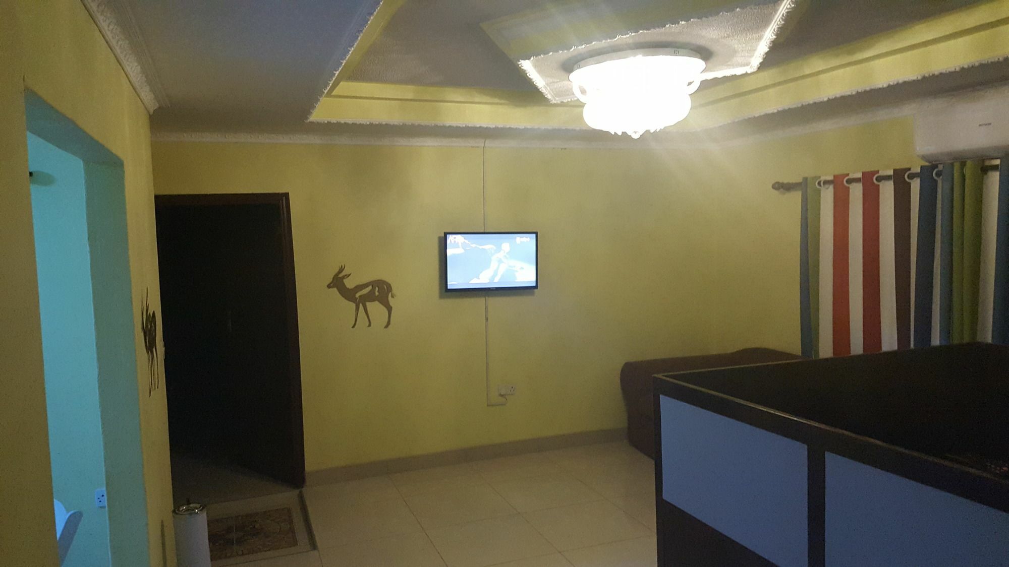 Mathlyn Guest House Francistown Extérieur photo